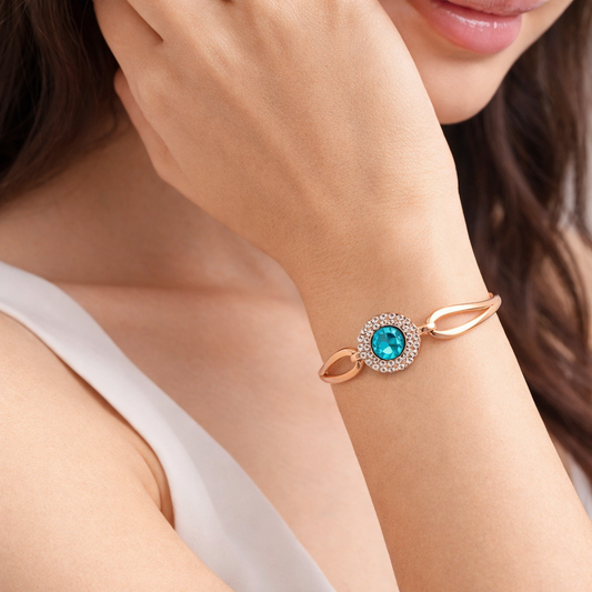 CYAN Golden Austrian Crystal Link bracelet