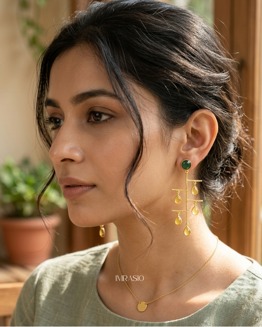 Regal Green quartz Monalisa Stone Earrings