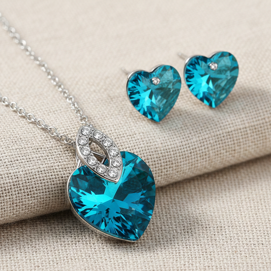 Cyan heart shaped blue pendant set for women