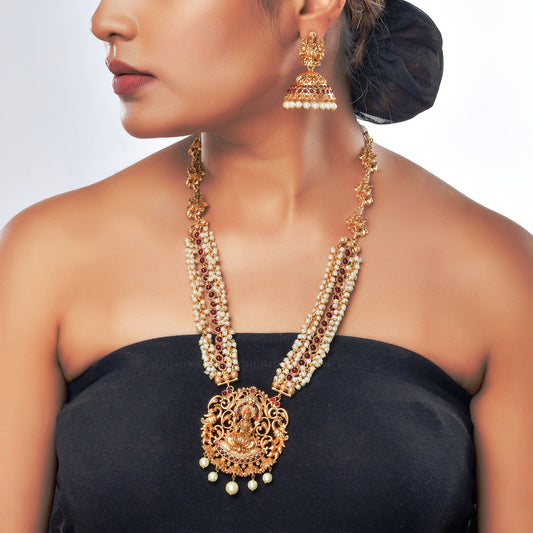 Imrasio Intricately crafted goddess lakshmi traditional south indian temple necklace set